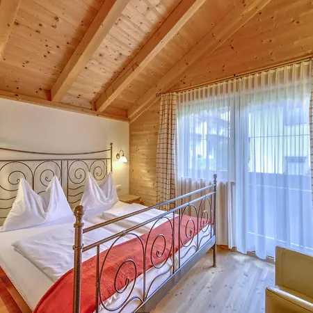 Village In Kitzbuehel Alps Дом отдыха