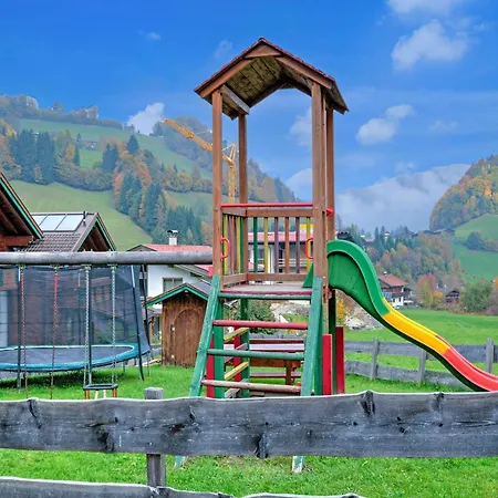 Village In Kitzbuehel Alps Дом отдыха